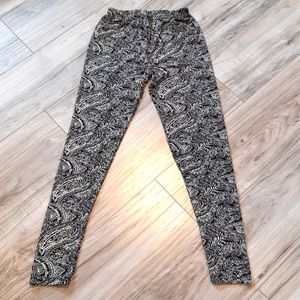 💫 3/$20!💫 Super soft! One size leggings